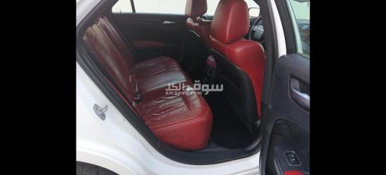2013 كرايسلر v6 - 8