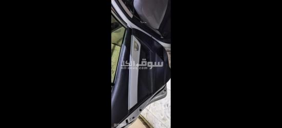للبيع كورولا موديل 2015 - 15