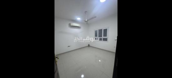 للبيع شقة ممتازة في موقع ممتاز في المعبيلة الجنوبية السابعة خط المعارض قريب الخدمات - 3