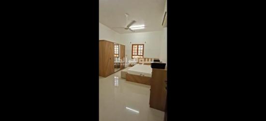 للايجار فيلا مؤثثة وممتازة وبموقع ممتاز بالقرب من مسجد جامع محمد الامين ومن محطة نفط عمان - 2