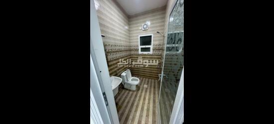 للايجار شقة ممتازة في الدور الاول وبمساحة واسعة في المعبيلة الجنوبية بالقرب من الممشى في شارع الخير - 7